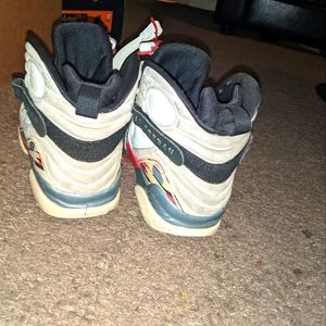 Air Jordans bugs bunny 8s